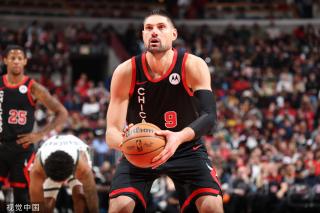 队歌在观众 队歌在观众