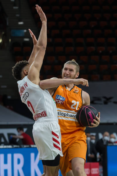 2年带领球 2年带领球